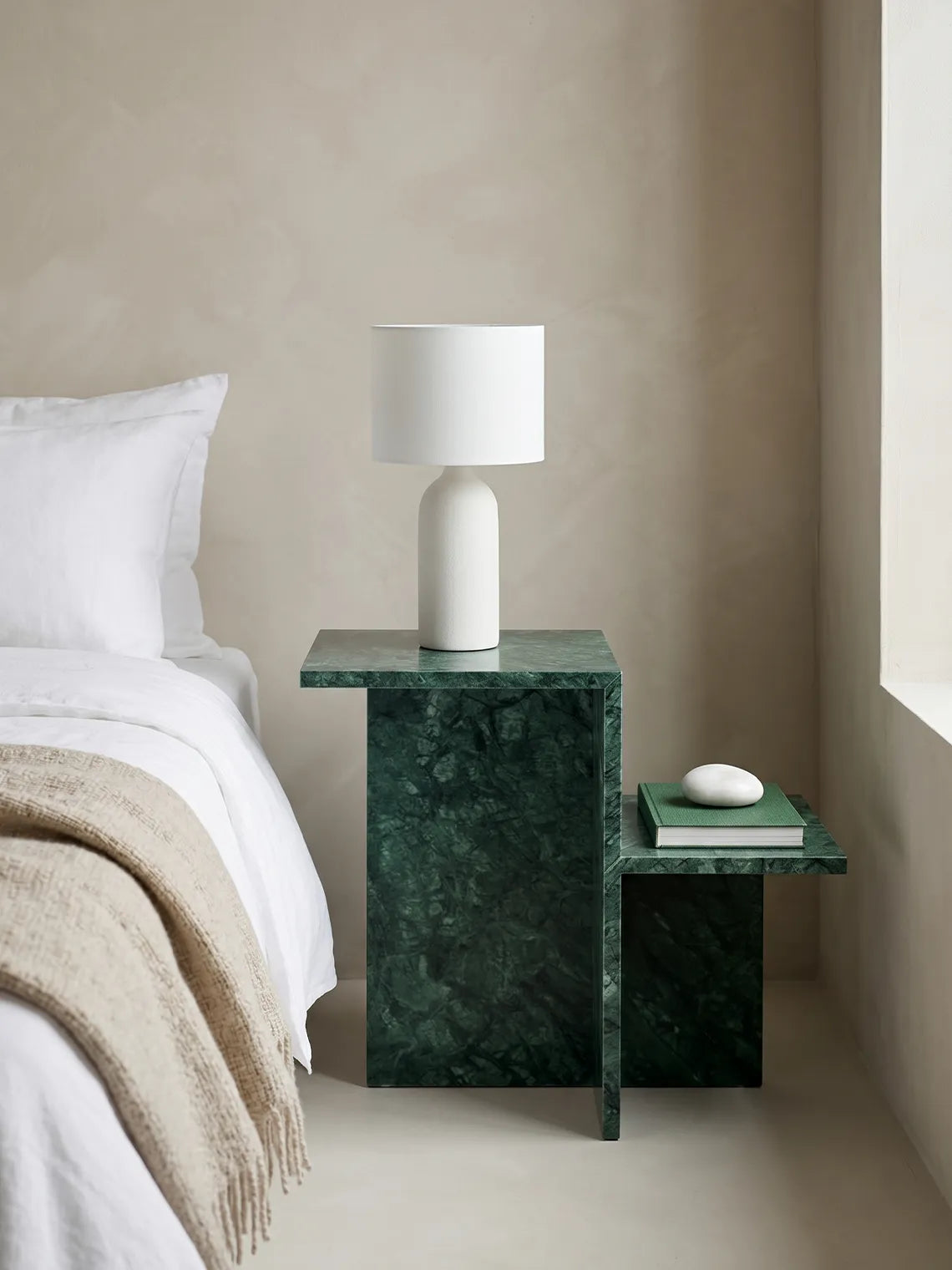 Table de chevet MINUIT en marbre